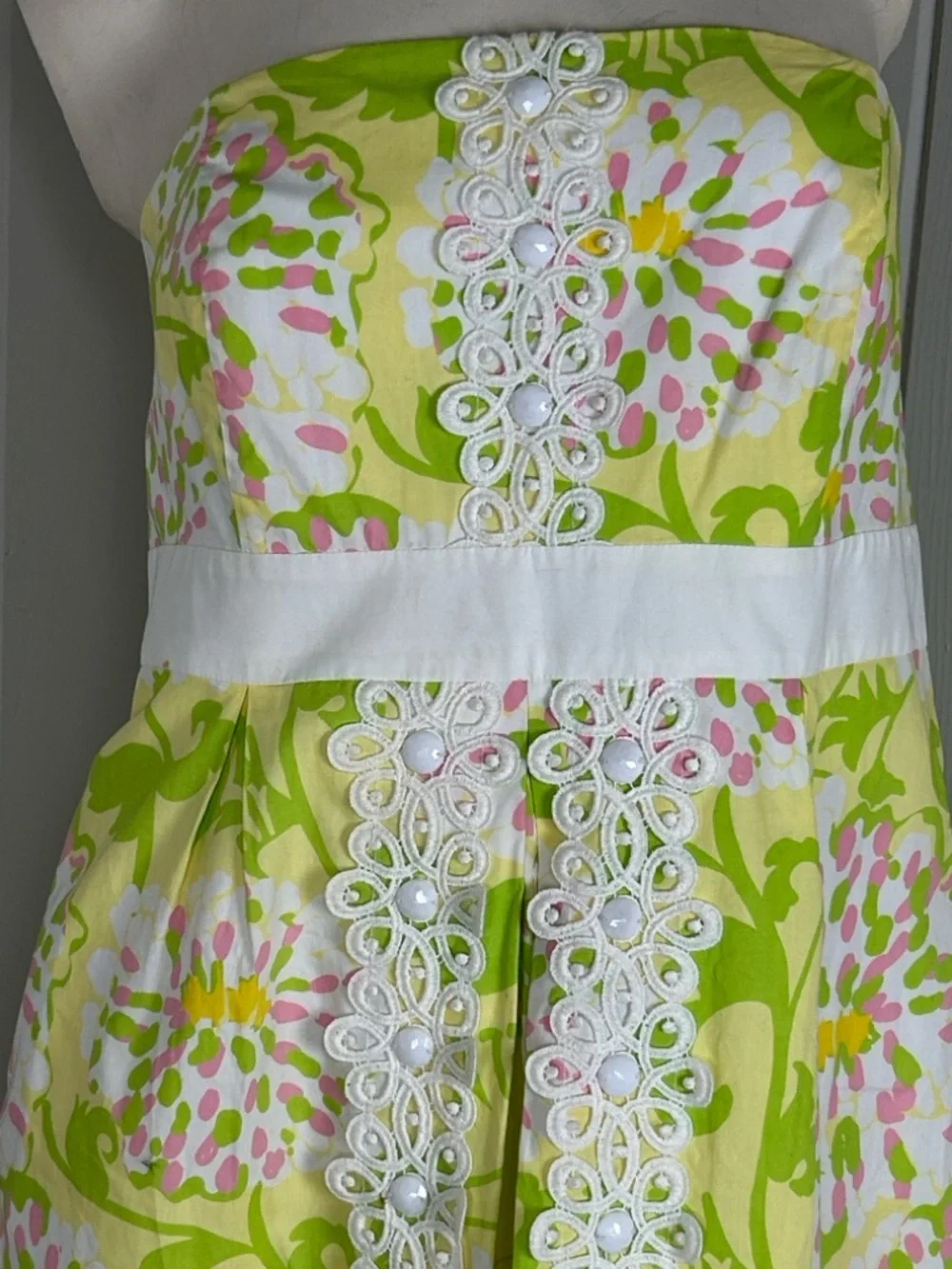 Lilly Pulitzer Jubilee Floral Strapless Dress Size 10 Beaded Lace Trim Fit Flare - Picture 3 of 8